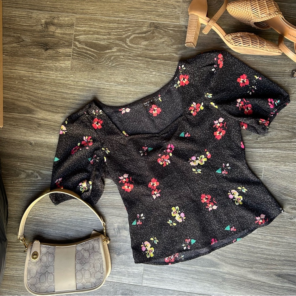 Free Press Black Floral Puff Sleeve Top - Picture 6 of 7